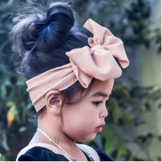 Wide headband with bow
