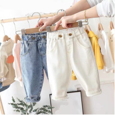 Loose slouchy jeans