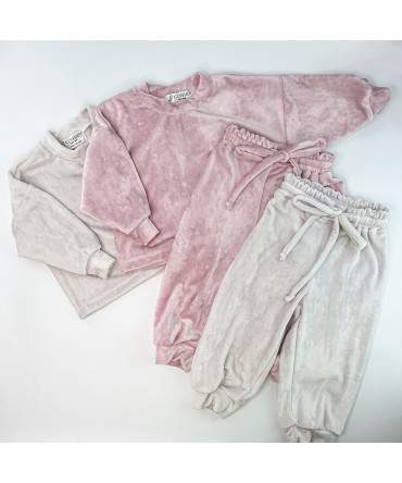 Velour oversize suit...